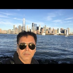 Meet your Posher, Alpesh